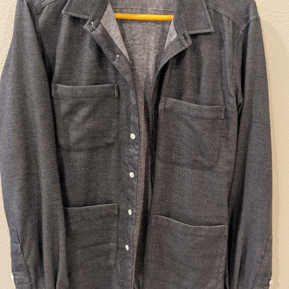 BESPOKEN Men's small Woven Gray Shacket